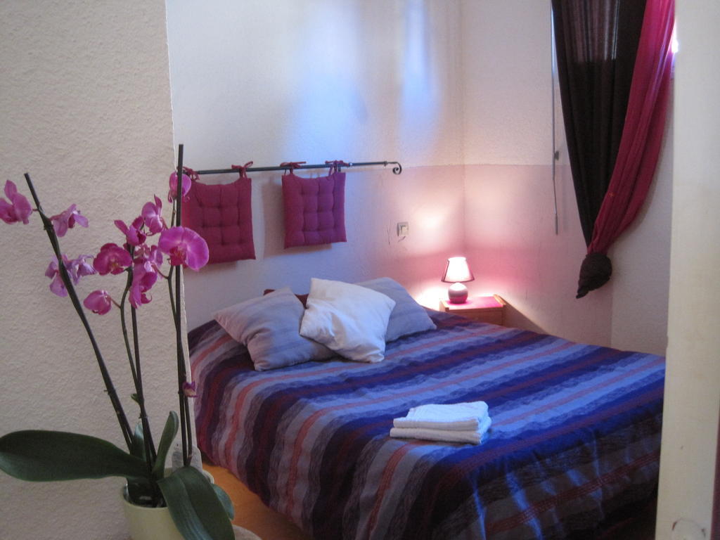 La Trobada Hotel Escaro Habitación foto